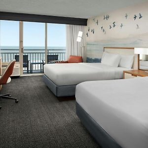Zimmer mit Queensize-Bett und mit Ozeanblick